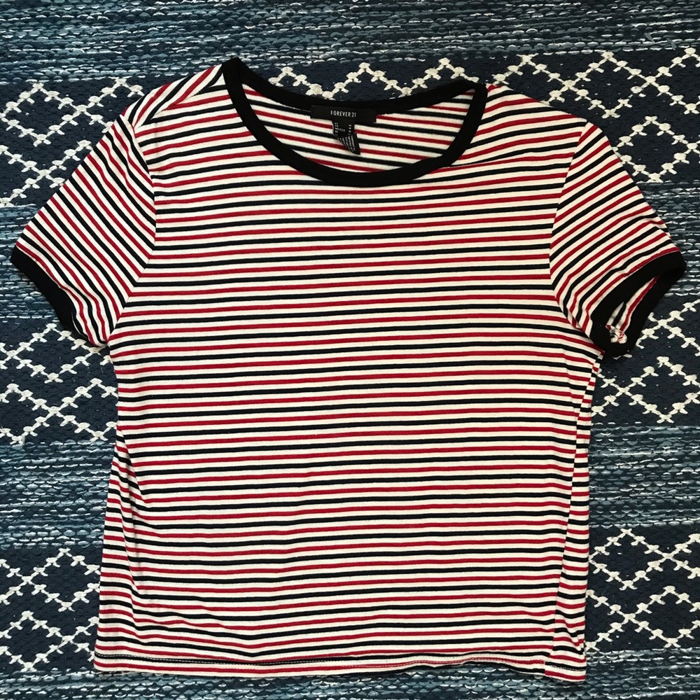 Forever 21 Cropped Shirt